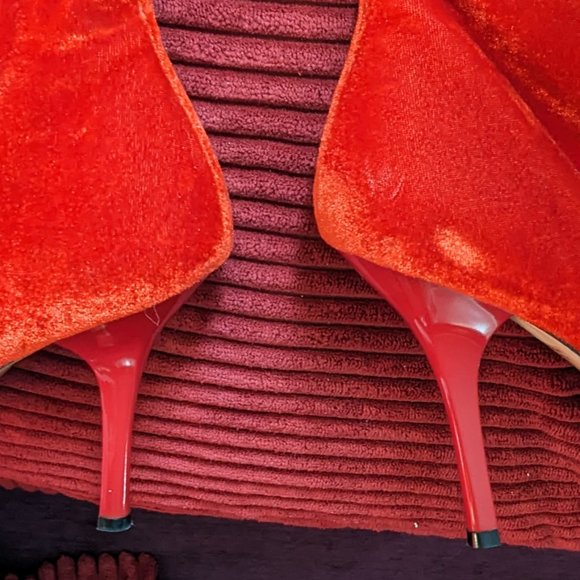 Frederick's of Hollywood Vintage Red Velvet Boots Y2K - Picture 11 of 16